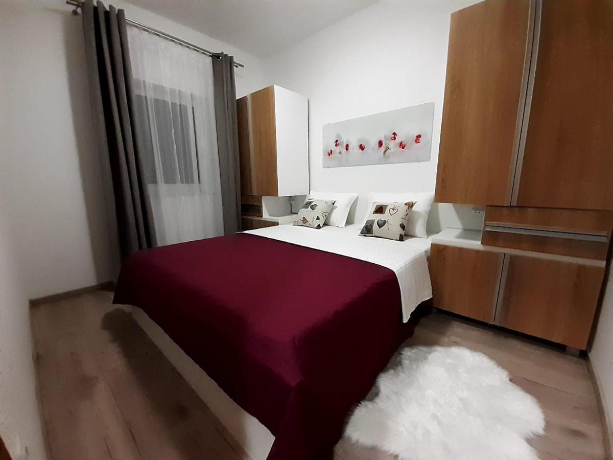 Solis Adriaticum Apartments Jasenice  Buitenkant foto